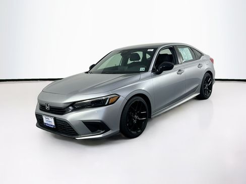 Used 2024 Honda Civic Sport image 1
