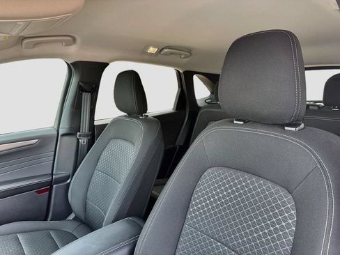 Used 2025 Ford Escape Active w/ Tech Pack #1 FWD image 12