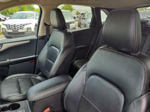 Used 2020 Ford Escape SEL FWD image 15