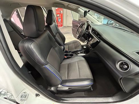 Used 2017 Toyota Corolla SE w/ Carpet Mat Package (TMS) image 37