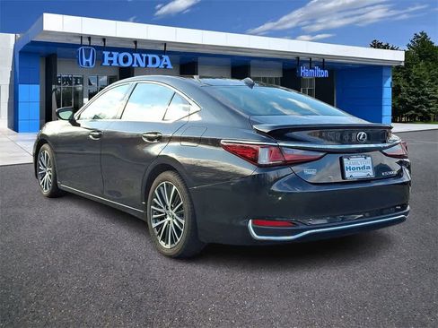 Used 2023 Lexus ES 300h w/ Premium Package image 22