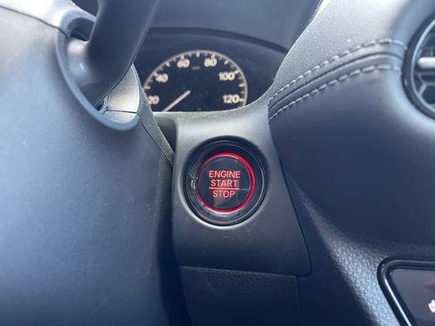 Used 2024 Honda HR-V EX-L image 24