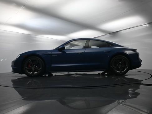 Used 2025 Porsche Taycan 4S image 47