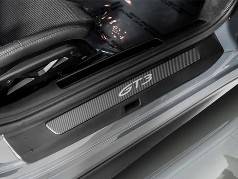 Used 2026 Porsche 911 GT3 w/ Lightweight Package In Black RWD image 52