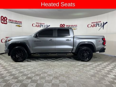 Used 2024 Chevrolet Colorado Z71 w/ LPO, Dark Essentials Package AWD/4WD image 4
