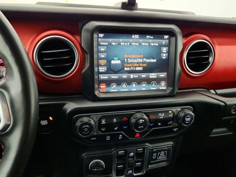 Used 2021 Jeep Gladiator Rubicon image 17