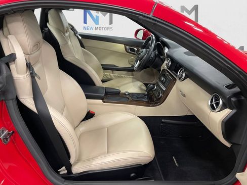 Used 2016 Mercedes-Benz SLK 350 image 15
