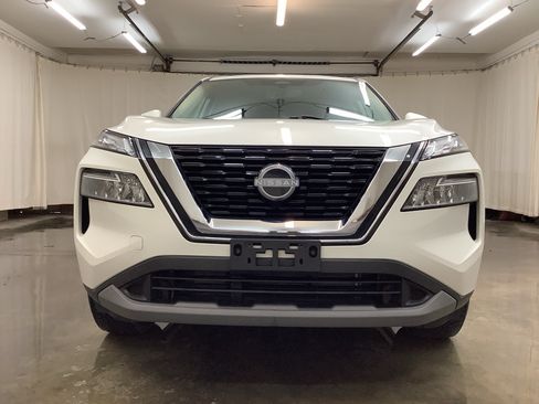 Used 2023 Nissan Rogue SV AWD/4WD image 10