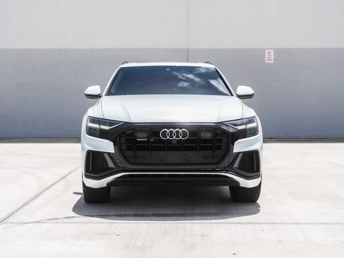 Used 2020 Audi Q8 Premium Plus AWD/4WD image 2