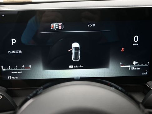 New 2026 Nissan Kicks SR FWD image 15