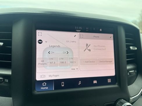 Used 2024 RAM 3500 Big Horn image 24