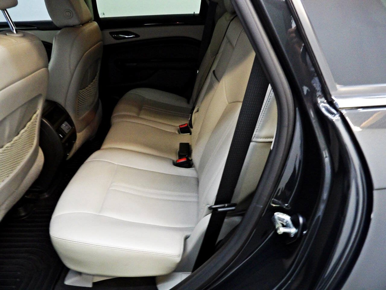 Used 2015 Cadillac SRX Performance w/ Driver Awareness Package AWD/4WD image 10