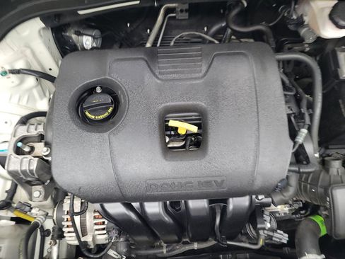 Used 2021 Kia Soul LX FWD image 30