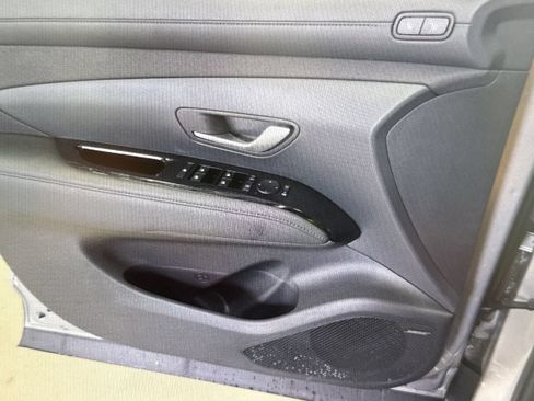 Used 2026 Hyundai Tucson Limited AWD/4WD image 12