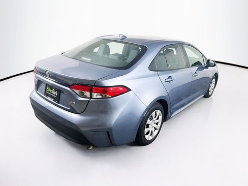 Used 2024 Toyota Corolla LE image 9