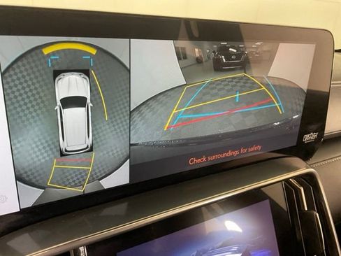 Used 2023 Lexus LX 600 4WD w/ Appearance Package image 11