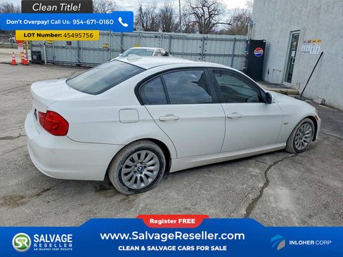 Used 2009 BMW 328i xDrive Sedan 4 Door image 4