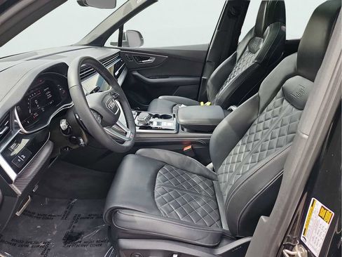 Certified 2025 Audi SQ7 Prestige AWD/4WD image 16