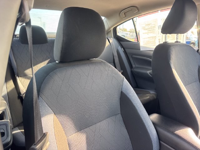 Used 2025 Nissan Versa SV FWD image 26