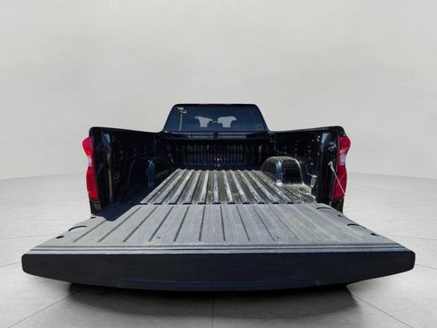Used 2025 Chevrolet Silverado 1500 RST w/ Z71 Off-Road Package AWD/4WD image 9