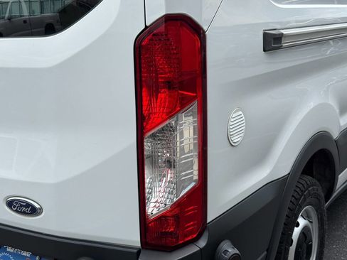 Used 2018 Ford Transit 350 148 Medium Roof RWD image 46