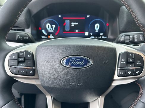 New 2025 Ford Explorer Active w/ Active Comfort Package image 26