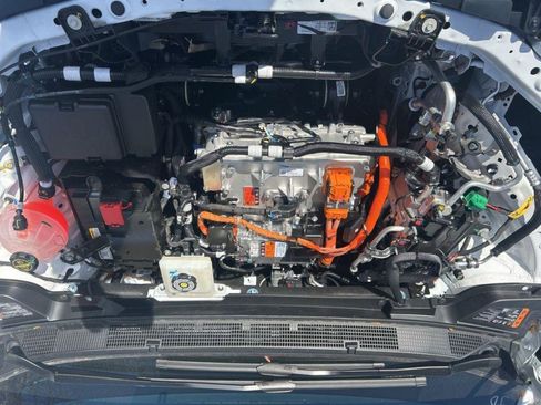 New 2026 Chevrolet Equinox EV LT w/ Comfort Package image 17