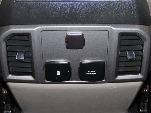 Certified 2019 Ford F150 XLT w/ Equipment Group 302A Luxury image 25