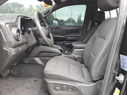 Used 2024 Chevrolet Colorado Trail Boss AWD/4WD image 10