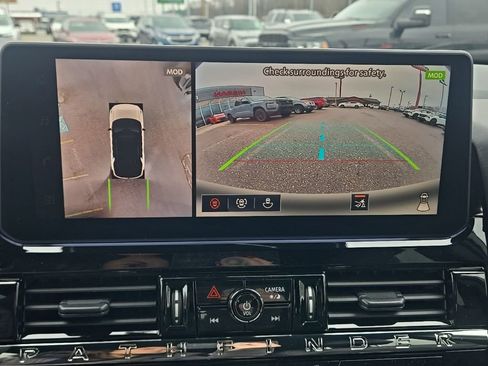 New 2026 Nissan Pathfinder Rock Creek image 19