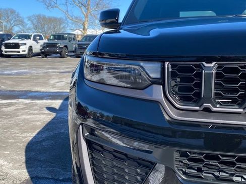 New 2026 Jeep Grand Cherokee Limited w/ Limited Altitude Package image 10