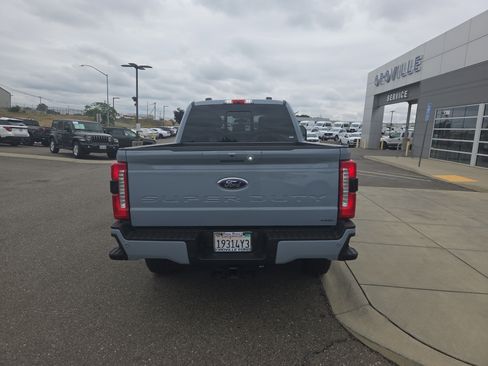 Used 2024 Ford F250 Lariat w/ Lariat Ultimate Package AWD/4WD image 4