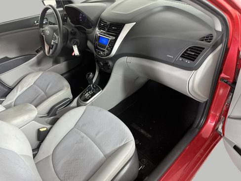 Used 2014 Hyundai Accent SE FWD image 24
