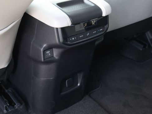 New 2026 Toyota Grand Highlander FWD image 30