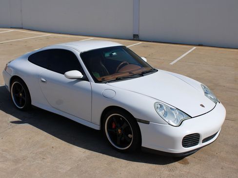 Used 2003 Porsche 911 Carrera RWD image 38