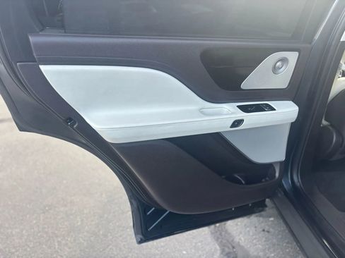 Used 2020 Lincoln Aviator Black Label image 16