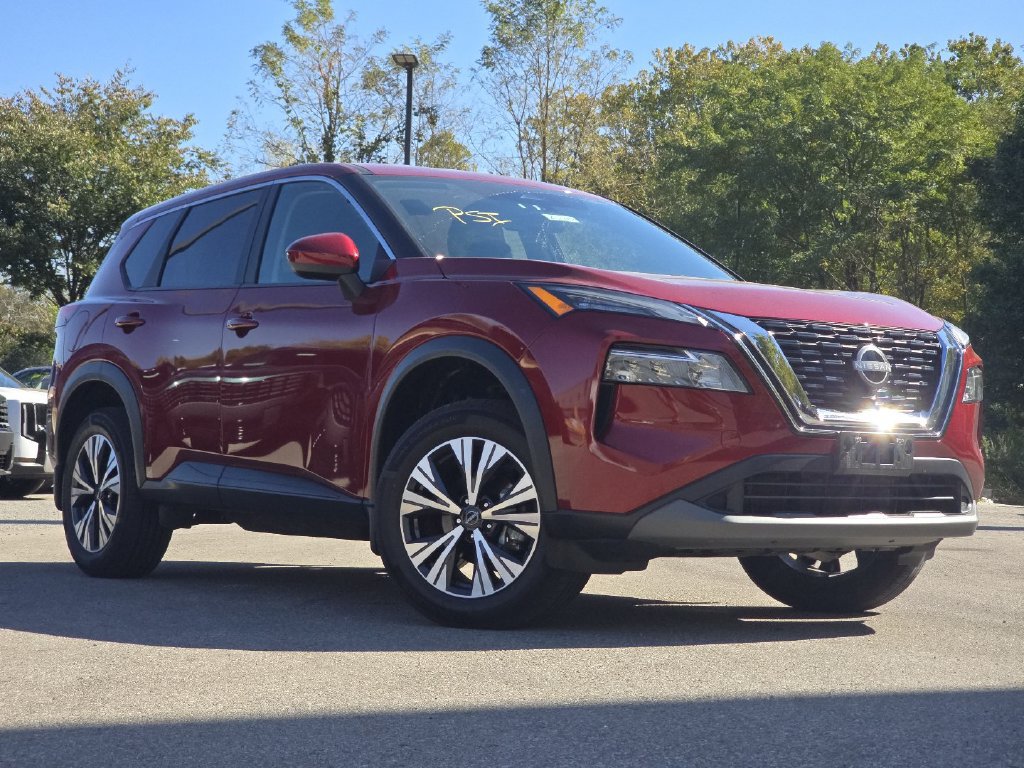 Used 2023 Nissan Rogue SV AWD/4WD image 2