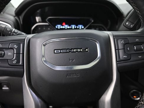 Used 2019 GMC Sierra 1500 Denali w/ Technology Package image 17