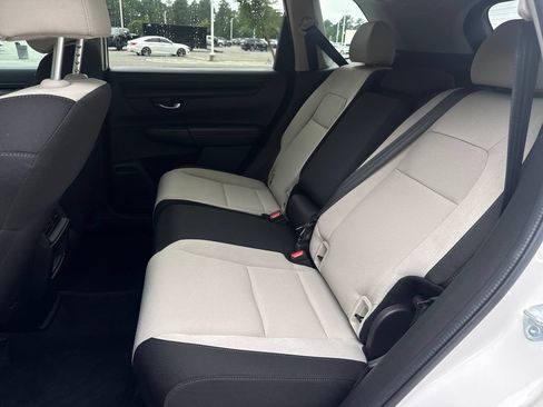 Certified 2025 Honda CR-V EX image 32