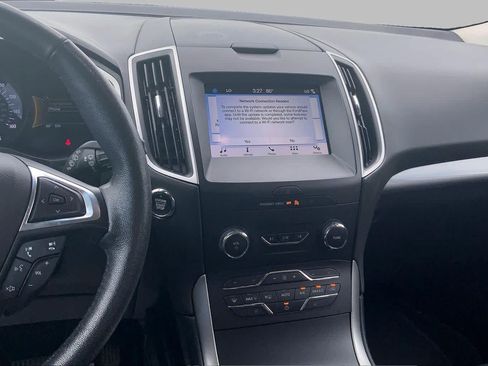 Used 2019 Ford Edge SEL w/ Equipment Group 201A FWD image 7