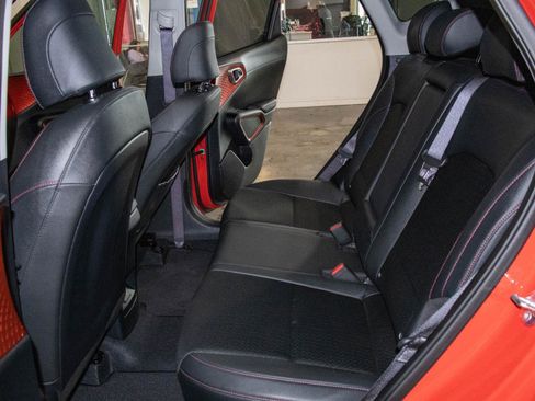 Used 2025 Kia Soul GT-Line image 14