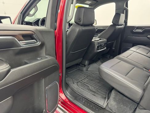 Used 2024 GMC Sierra 1500 SLT w/ SLT Premium Plus Package AWD/4WD image 43