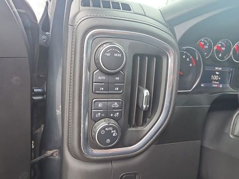 Used 2021 Chevrolet Silverado 1500 RST image 13