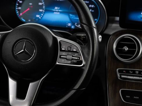 Used 2020 Mercedes-Benz C 300 Sedan w/ Premium Package image 17
