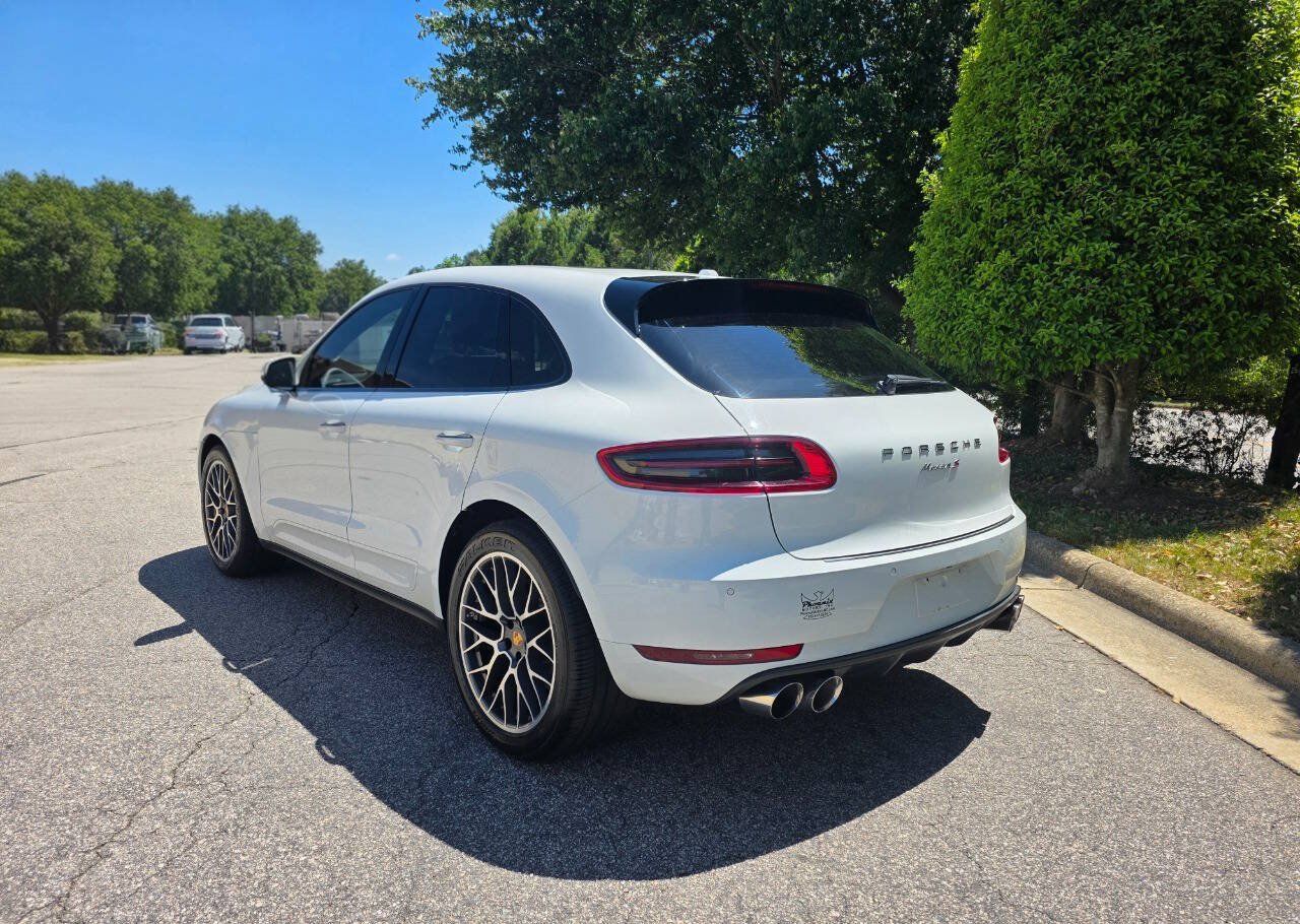 Used 2015 Porsche Macan S w/ Premium Package Plus AWD/4WD image 3