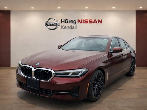 Used 2023 BMW 530e xDrive image 5
