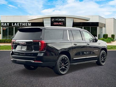 New 2026 GMC Yukon XL Elevation image 5