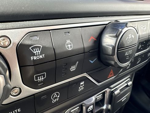 Used 2019 Jeep Wrangler Unlimited Rubicon AWD/4WD image 25