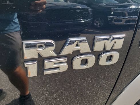 Used 2016 RAM 1500 Laramie w/ Convenience Group AWD/4WD image 7