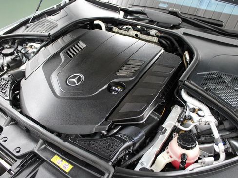 Used 2022 Mercedes-Benz S 580 4MATIC Sedan image 45